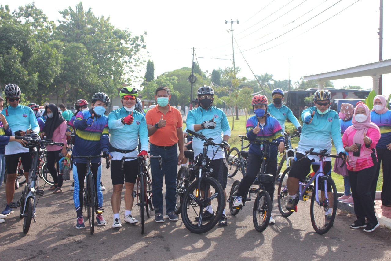 Alumni AAU 92, Olah Raga Gowes Sambil Bersilahturahmi di Lanud Suryadarma