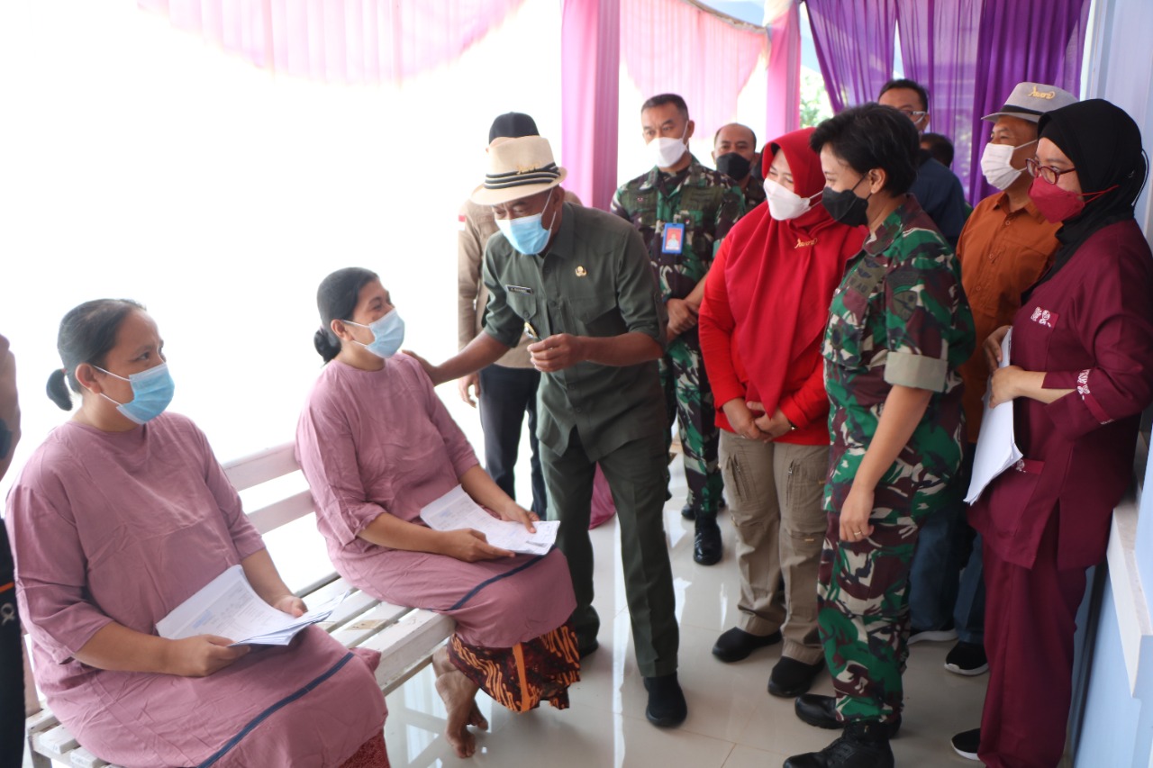 Bupati Subang Pantau MOW dan MOP Bakti Sosial Kesehatan TNI AU di Lanud Suryadarma